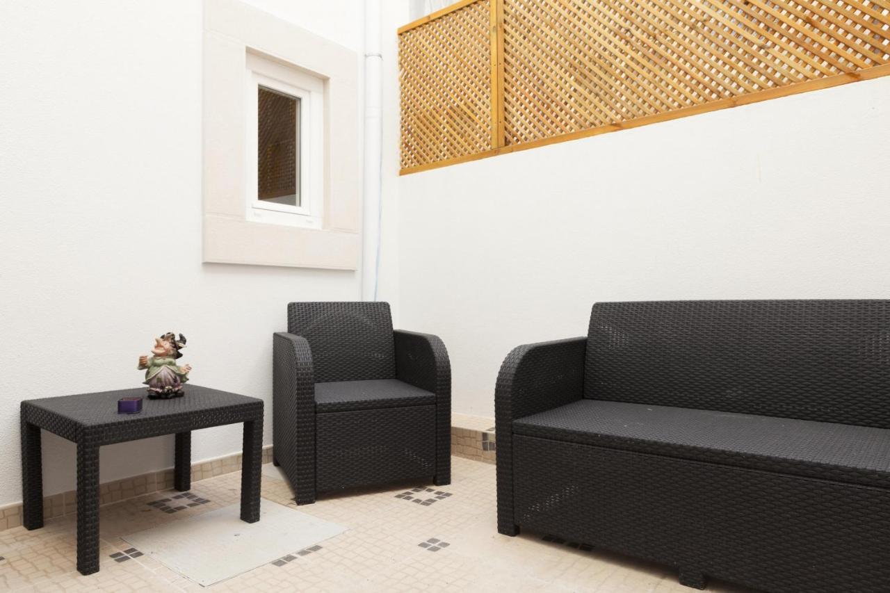 Downtown Blue Terrace By Homing Apartment Lisbon Bagian luar foto