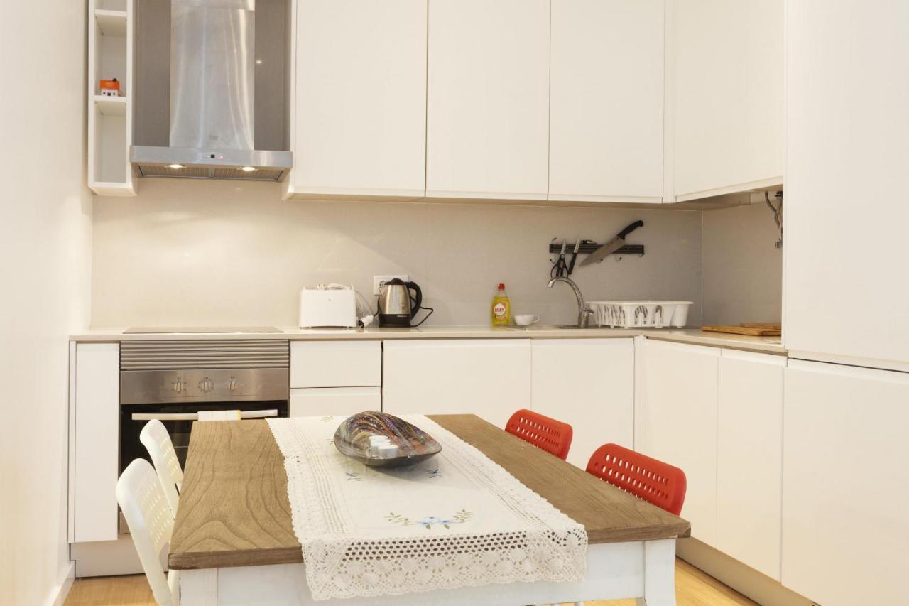 Downtown Blue Terrace By Homing Apartment Lisbon Bagian luar foto